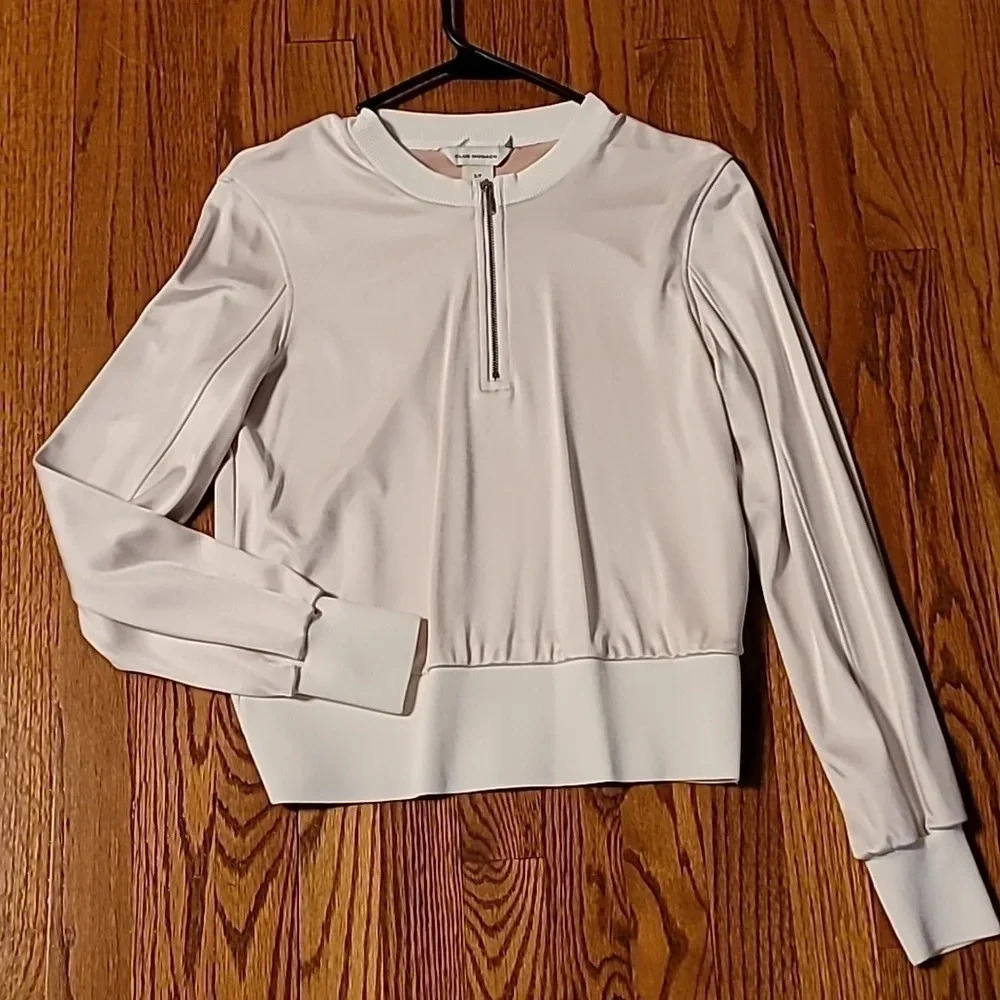 Club Monaco Cream Zip-Neck Long Sleeve Top